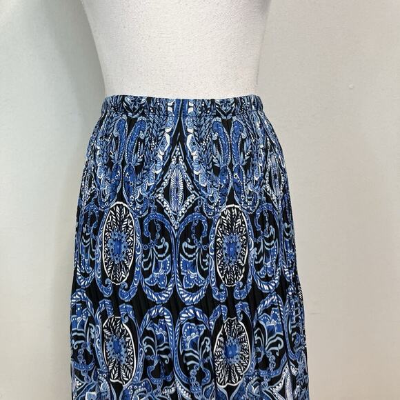 Sunny Leigh Woman Skirt Plus size 1X Blue Black Paisley Pleated Knee A Line Slim - Picture 3 of 11
